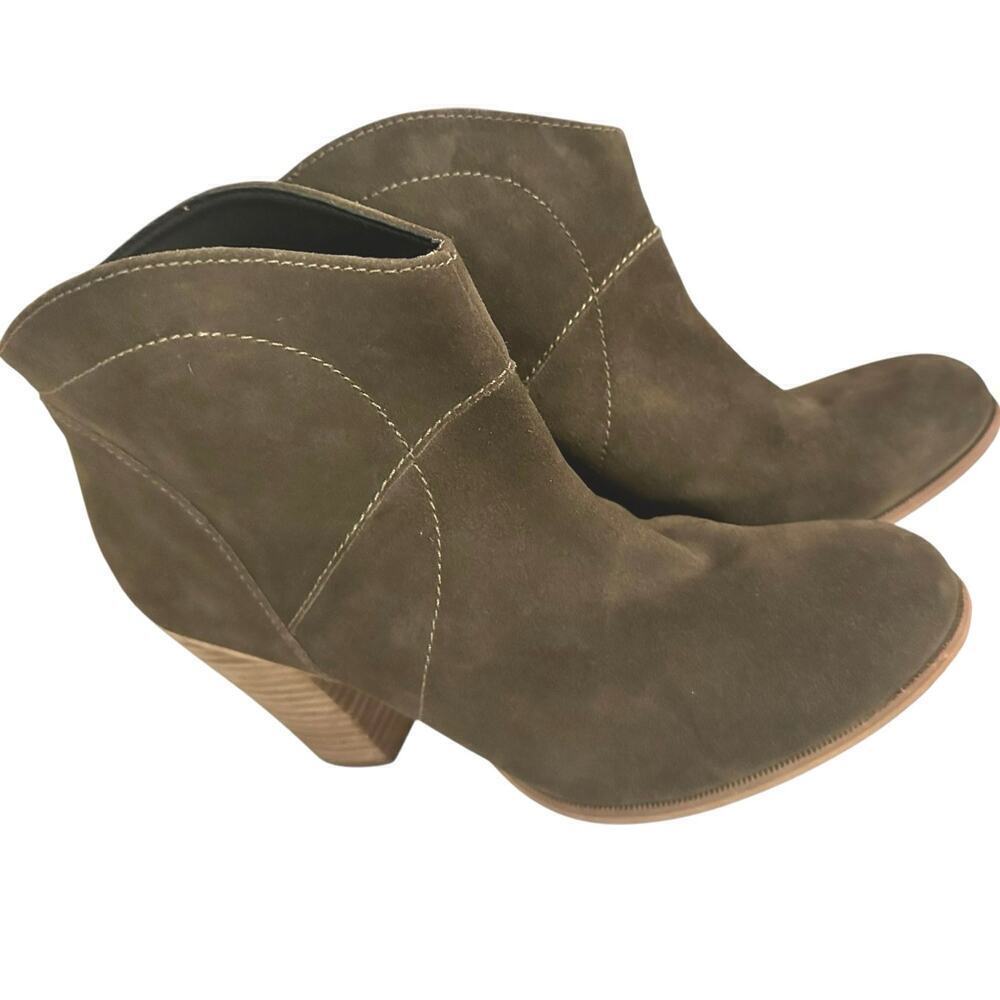 Sole Society Alba Olive Green Suede Heeled‎ Ankle Bootie Sz. 11 Calf Suede